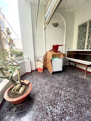 Hình ảnh Bán nhà HXT CMT8 DT 50m2 giá hơn 8 tỷ