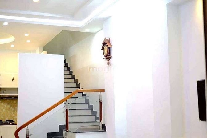 Hình ảnh Cho thuê nhà 3 tầng Nam Việt Á 5PN full NT