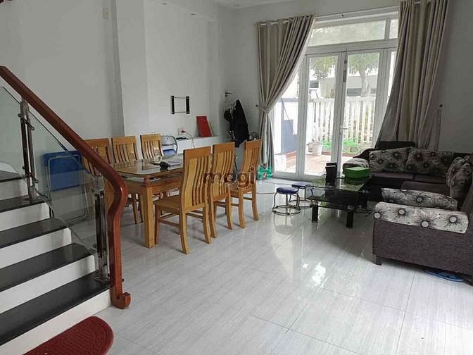 Hình ảnh Cho thuê nhà 3 tầng Nam Việt Á 5PN full NT