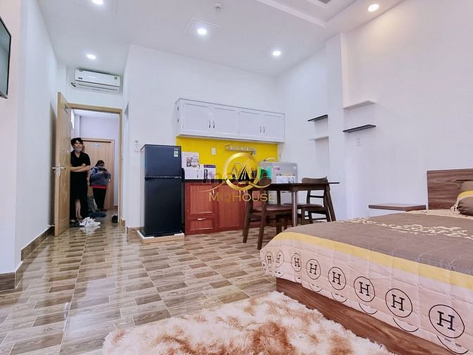 Hình ảnh Mb6623 nạp rút nhanh chóng mặt tiền trung tâm Quận 1, thang máy, ban công