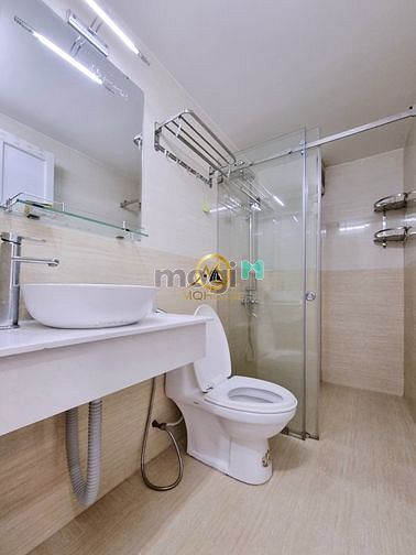Hình ảnh Mb6623 nạp rút nhanh chóng mặt tiền trung tâm Quận 1, thang máy, ban công