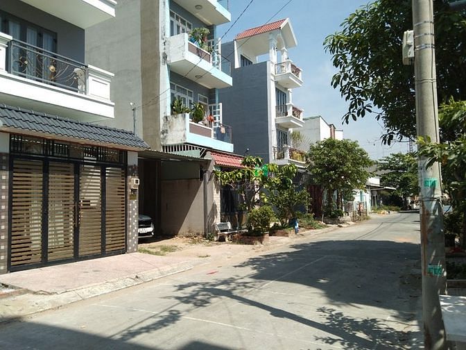 Hình ảnh Bán đất đường 671 Lê Văn Việt, P.Tân phú, Quận 9. 67m2 giá chỉ 3ty950