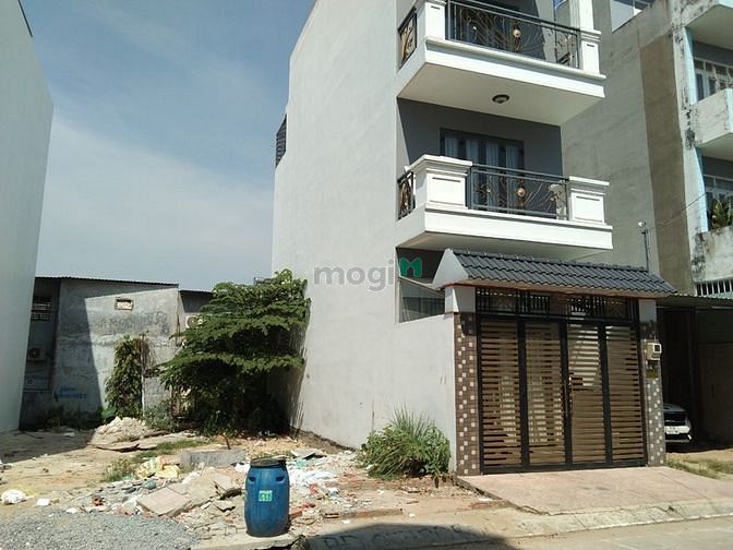 Hình ảnh Bán đất đường 671 Lê Văn Việt, P.Tân phú, Quận 9. 67m2 giá chỉ 3ty950