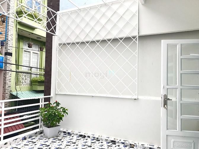 Hình ảnh Cần cho thuê  Studio 1PN ,phan xích long phú nhuận,Dt: 50m ban công rộ