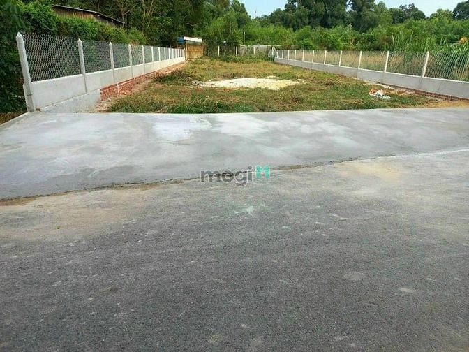 Hình ảnh Em cần ra lô đất thổ cư 140m2 ở mỹ hạnh bắc giá 750tr sổ hồng riêng