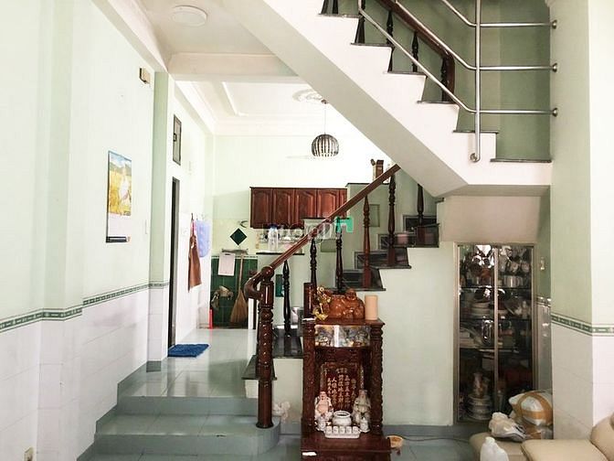 Hình ảnh Cho thuê hẻm Nguyễn Đình Chiểu 2 lầu st 5pn 6wc Q3