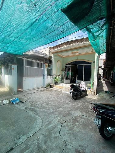 Hình ảnh Nhà cấp 4 - Hẻm Ôtô - Phú Thọ Hoà, Q. Tân Phú, 75m2 ( 4.5m x 17m).