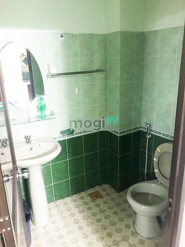Hình ảnh Cho thuê hẻm Nguyễn Đình Chiểu 2 lầu st 5pn 6wc Q3