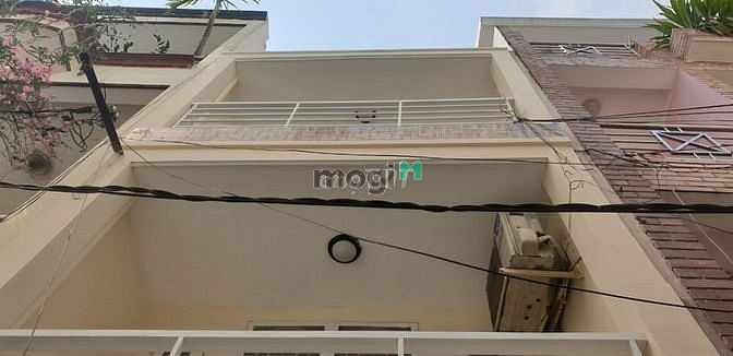 Hình ảnh Cho thuê nhà Võ Văn Tần 4x12m 2 lầu giá 12tr Q3