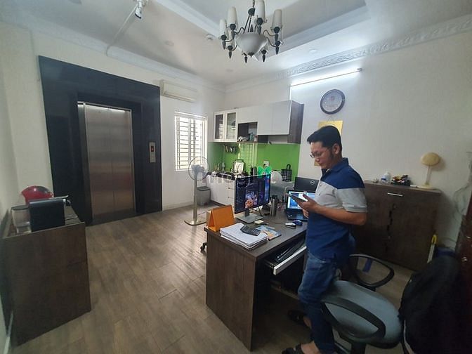 Hình ảnh cho thuê nhà Mặt tiền 21 Trần Quốc Thảo. Quận 3