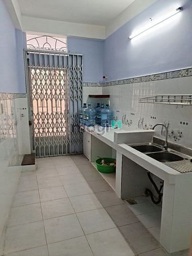 Hình ảnh Cho thuê nhà hẻm Lê Văn Sỹ 4pn 3wc 3 lầu Q3