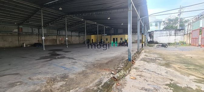 Hình ảnh Cho thuê xưởng dt 1100m2 giá 55tr đường container APĐ Quận 12