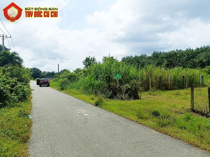 Hình ảnh Đất đường Lê Thị Do - 455m2 - 10x46 - 300m2 thổ cư - xã Thái Mỹ