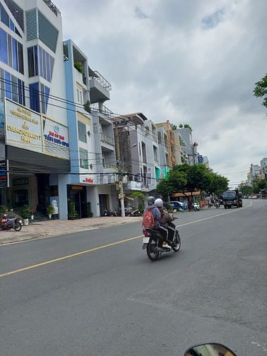 Hình ảnh Cho thuê mặt tiền Chu Văn An Bình Thạnh, 5x20 5 tầng giá 40 triệu