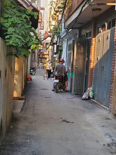 Hình ảnh Đất Nam Từ Liêm, 15m ra mặt phố, đẹp, 72m, mt 4.54, giá 79tr/m2