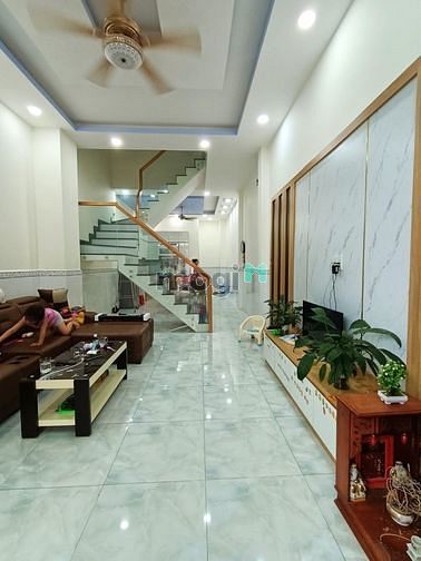 Hình ảnh Chính chủ cần bán nhà Bình Tân, (4mx18m), Hẻm xe tải 7M thông, 3 Tầng