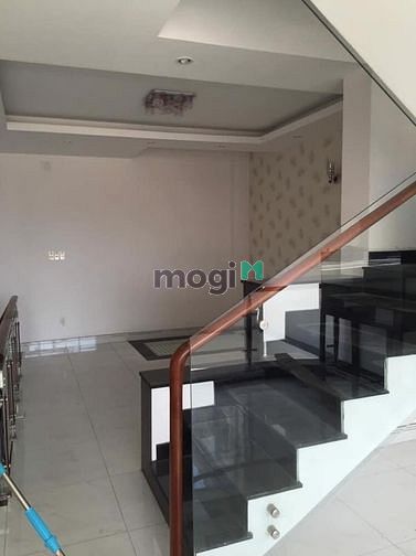 Hình ảnh Cho thuê nhà hẻm xe tải Phan Văn Trị P11 Bình Thạnh