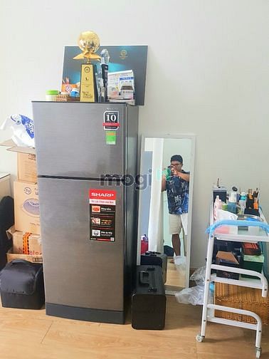 Hình ảnh Cho Thuê Phòng Trọ 40m2 có ban công lớn và đầy đủ nội thất