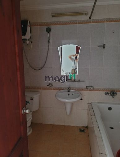 Hình ảnh NGỘP BANK Bán CH Screc Tower Q3, 77m2, 2PN 2WC, 2tỷ960