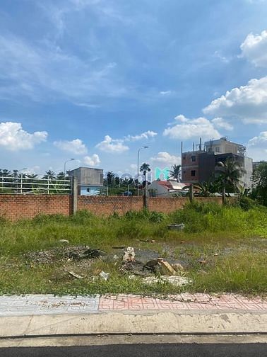 Hình ảnh Sang gấp lô đất Liên Phường, Phước Long B, giá 1ty900, DT 85m2, có sổ.