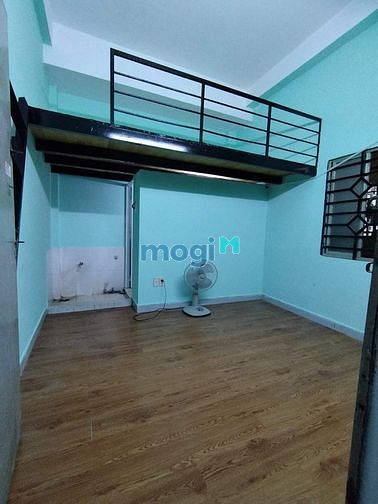 Hình ảnh cho thuê phòng giá rẻ có máy lạnh tại tân bình