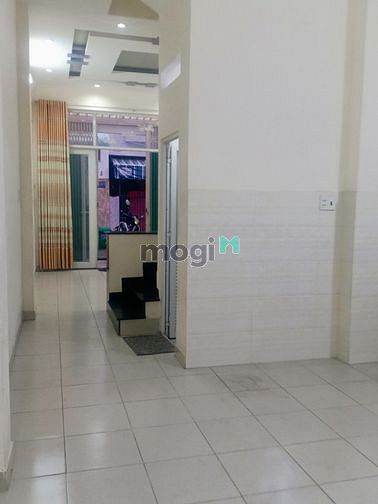 Hình ảnh Cho Thuê Nhanh Nhà 4 Tấm Lê Văn Quới