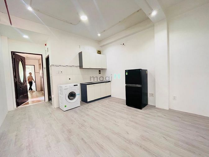 Hình ảnh CHDV 1PN Quận 5 thuận tiện đi lại các quận