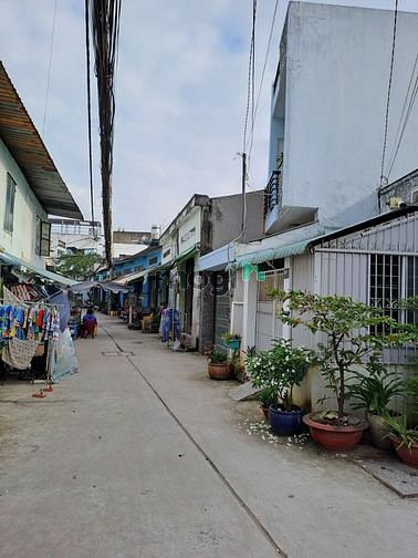 Hình ảnh Nhà Q Bình Tân, 65m2, 2 tầng đúc, giá chỉ 4.8 tỷ.