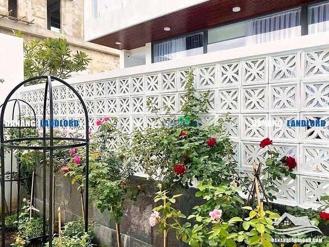 Hình ảnh Biệt thự 5 phòng ngủ Euro Village 2 - B824