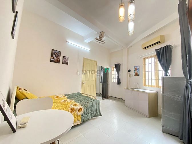 Hình ảnh Studio 30m2 bancong full nt, ngay Cách mạng tháng 8