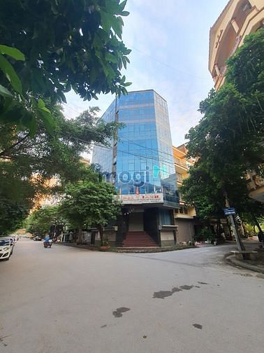 Hình ảnh Cho thuê nhà mặt phố Huỳnh Thuc Kháng, Láng Hạ,Đống Đa,Hà Nội