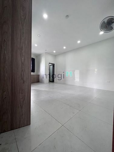Hình ảnh Phòng Tân Bình- Cống Lỡ có bancol và Full Nội Thất