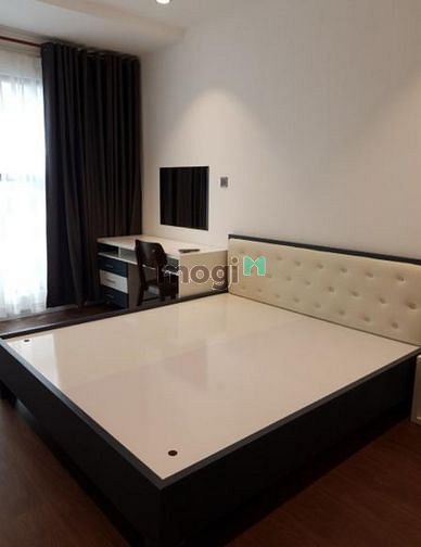 Hình ảnh Bán Gấp CH SAIGON ROYAL Q4 80m2 2ty880