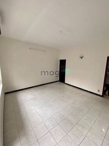 Hình ảnh Cho thuê nhà mặt tiền 15 Sông Đà, phường 2, Tân Bình