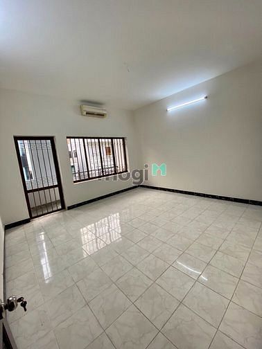 Hình ảnh Cho thuê nhà mặt tiền 15 Sông Đà, phường 2, Tân Bình