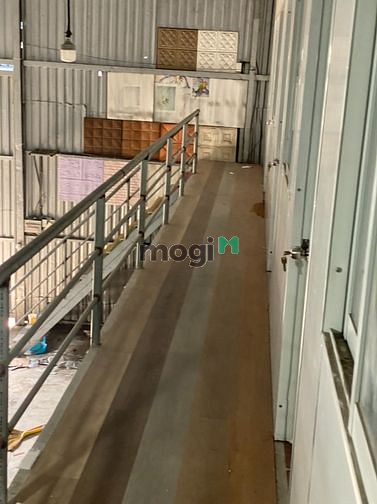 Hình ảnh Cho thuê kho xưởng 450m2 đường đào trí phường phú thuận quận 7