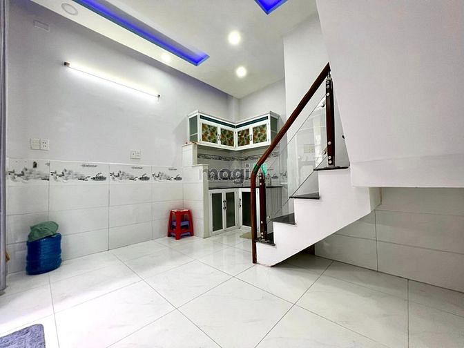 Hình ảnh Vị trí: đường CÁCH MẠNG THÁNG 8, phường 11, Quận 3