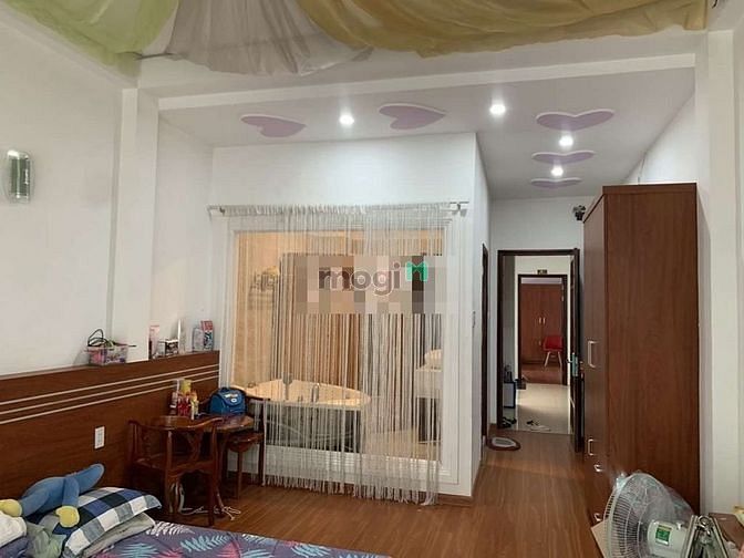 Hình ảnh hotel.13 phòng.1 trệt 1 lững 6 lầu. 4x30..80tr/th