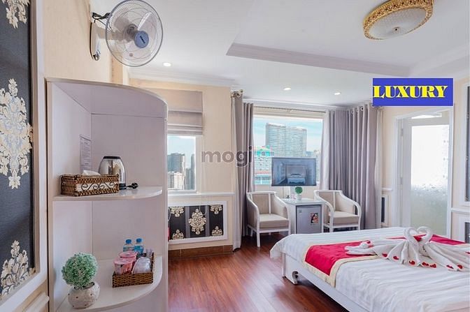 Hình ảnh Cần Bán Khách Sạn Cao Cấp Khu Tên Lửa . P BTĐ B. Quận Bình Tân