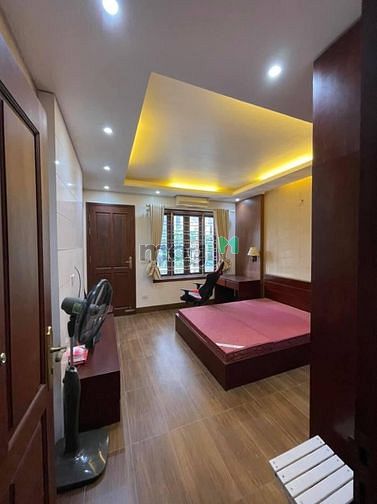 Hình ảnh Cho thuê nhà Thịnh Quang dt 55m x 5 tầng, mt 4m, 5 phòng full đồ