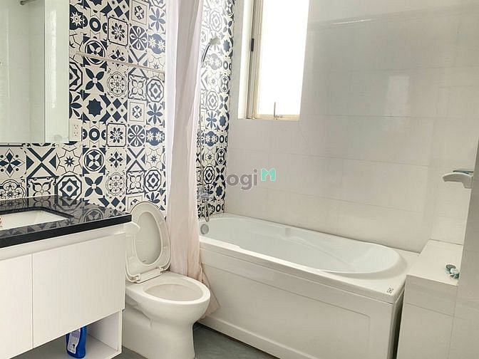 Hình ảnh Cho thuê RIVIERAPOINT 2PN + 2WC nhà tone sáng giá 18 triệu anh chị ơi