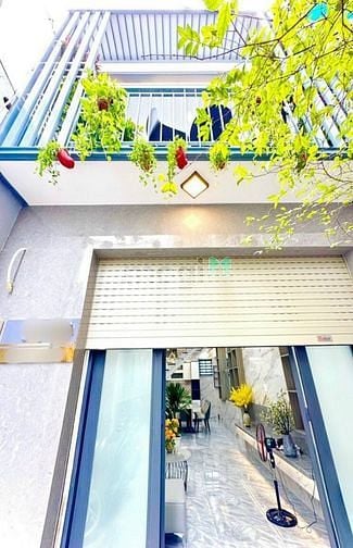 Hình ảnh Nhà phố hiện đại FULL nội thất. Đường BÙI VĂN BA, QUẬN 7