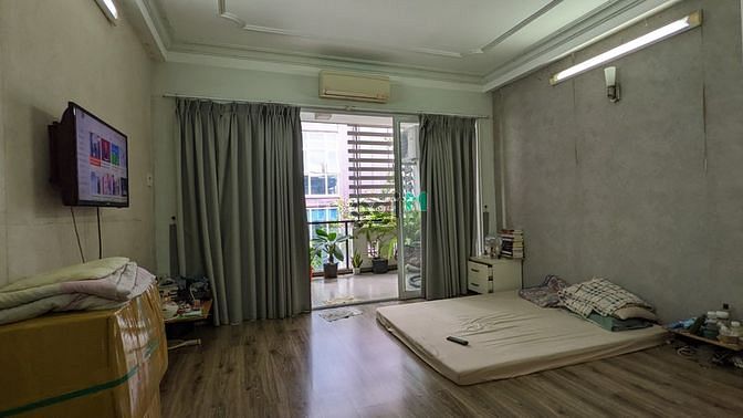 Hình ảnh Cho thuê nhà hẻm xe hơi Quận 1 4PN 5WC