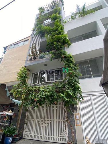 Hình ảnh Cho thuê nhà hẻm xe hơi Quận 1 4PN 5WC
