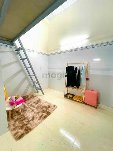 Hình ảnh Phòng đi bộ qua CĐ FPT, ĐH Hoa Sen, CĐ PTTH VOV