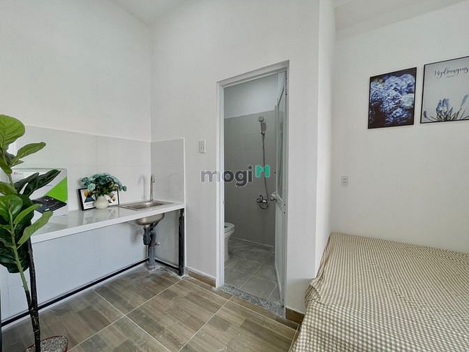 Hình ảnh Giảm sốc 500k - Studio - Toà nhà thang máy