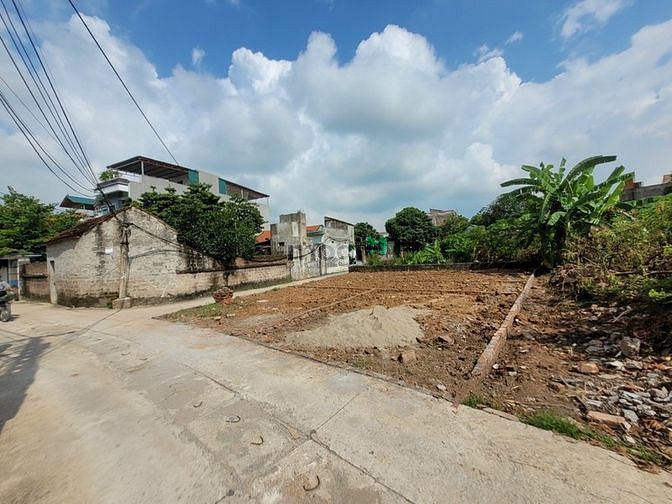 Hình ảnh Phân lô Mặt Mương PHỤNG CHÂU đón đầu dự án Lê Văn Lương kéo dài