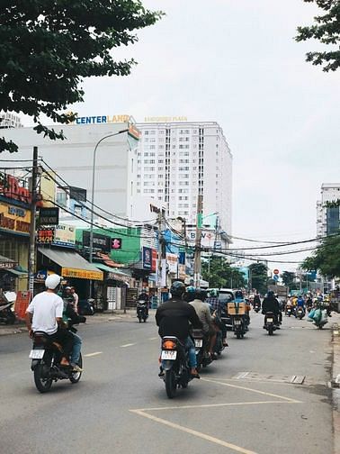 Hình ảnh Cà phê sân vườn - Siêu thị Phan đăng lưu 12x25m Giá 150 triệu