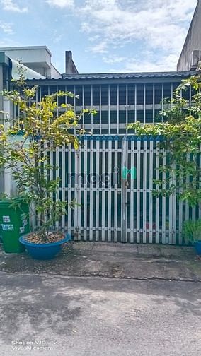 Hình ảnh nhà cho thuê khu dân cư lâu đài vàng