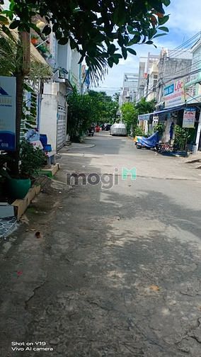 Hình ảnh nhà cho thuê khu dân cư lâu đài vàng